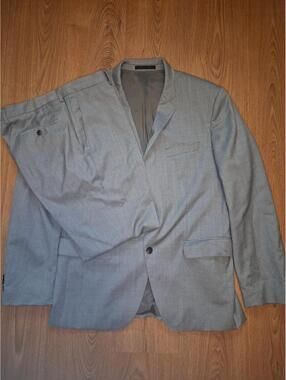 Hugo Boss Trabaldo 2 Piece Suit 42R 34x30 Gray Virgin Wool